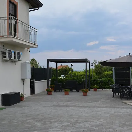 Gioapartment *